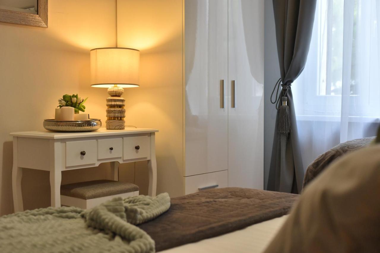 Zadar Center Beach Apartment - Directly On The Sea Εξωτερικό φωτογραφία